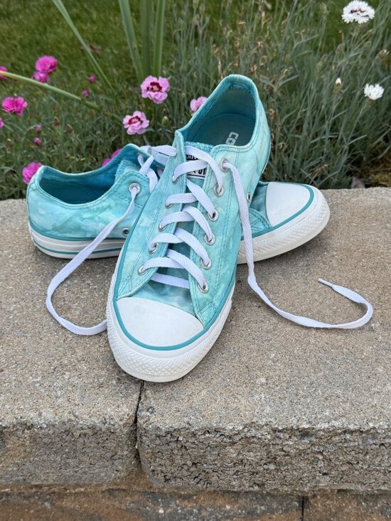 Converse Shoes - Converse Chuck Taylor All-Stars - Turquoise Tie-Dye - Low - size 10 women/8 men